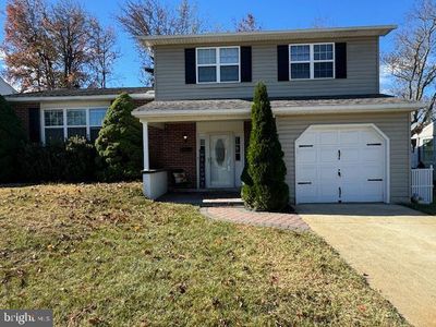 32 Donwood Dr, New Castle, DE, 19720