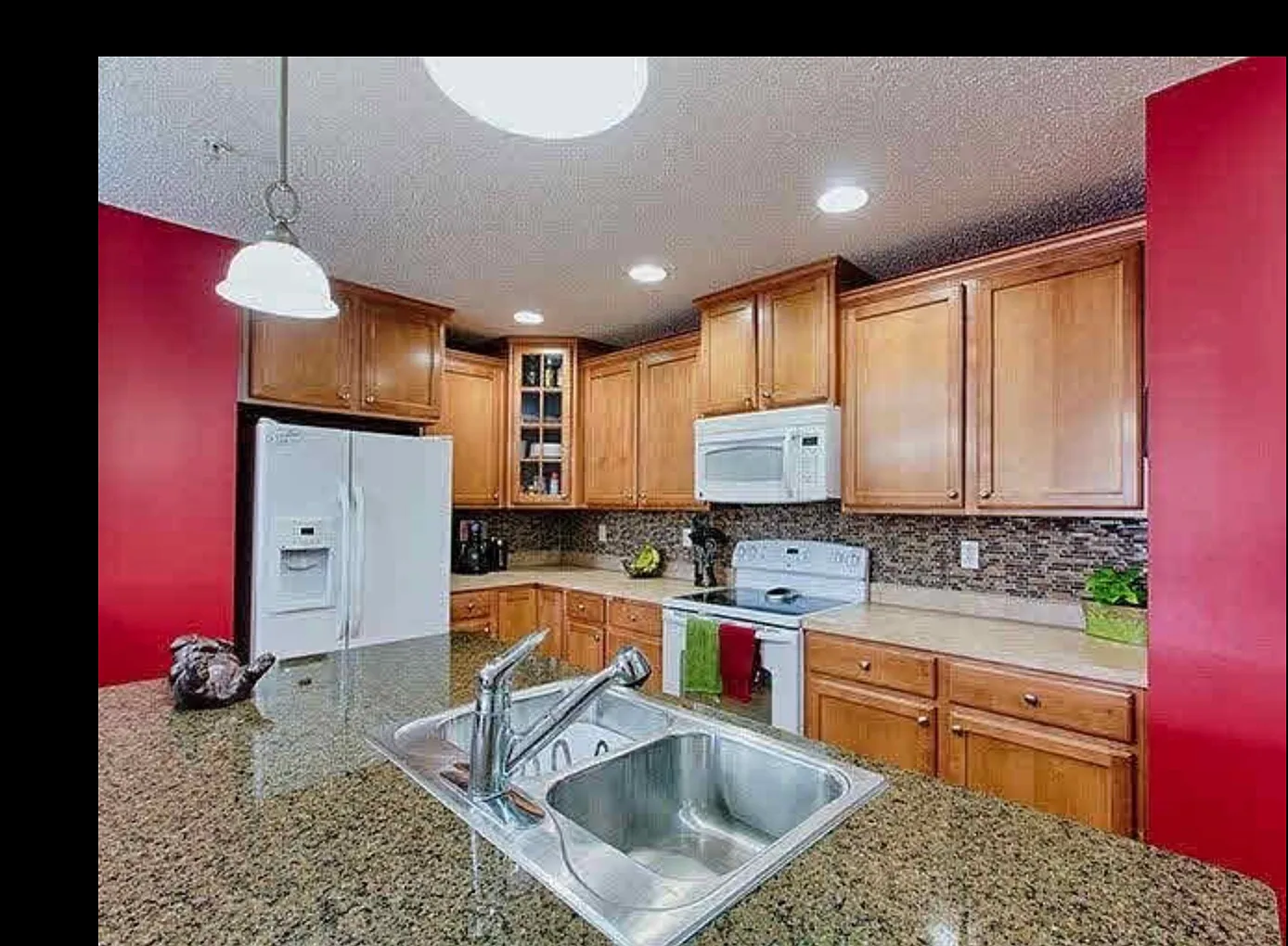 3 bed, 2.5 bath, 1733 sqft, $2,500 — Photo 4