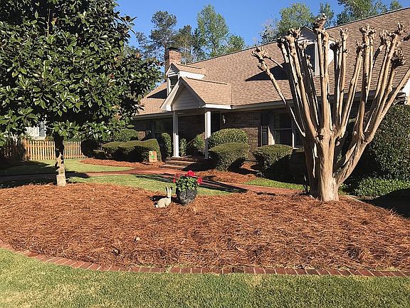 3rd image of 2401 Willow Creek Ct W