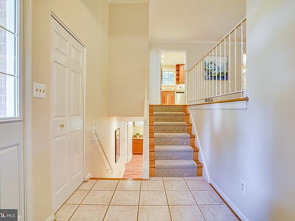 4th image of 4225 Willow Woods Dr