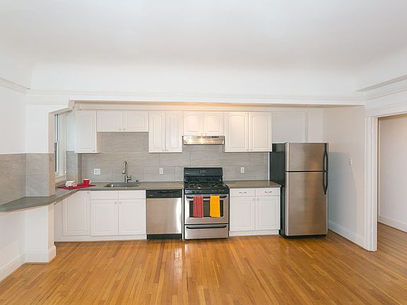 2nd image of 500 Stanyan St APT 601