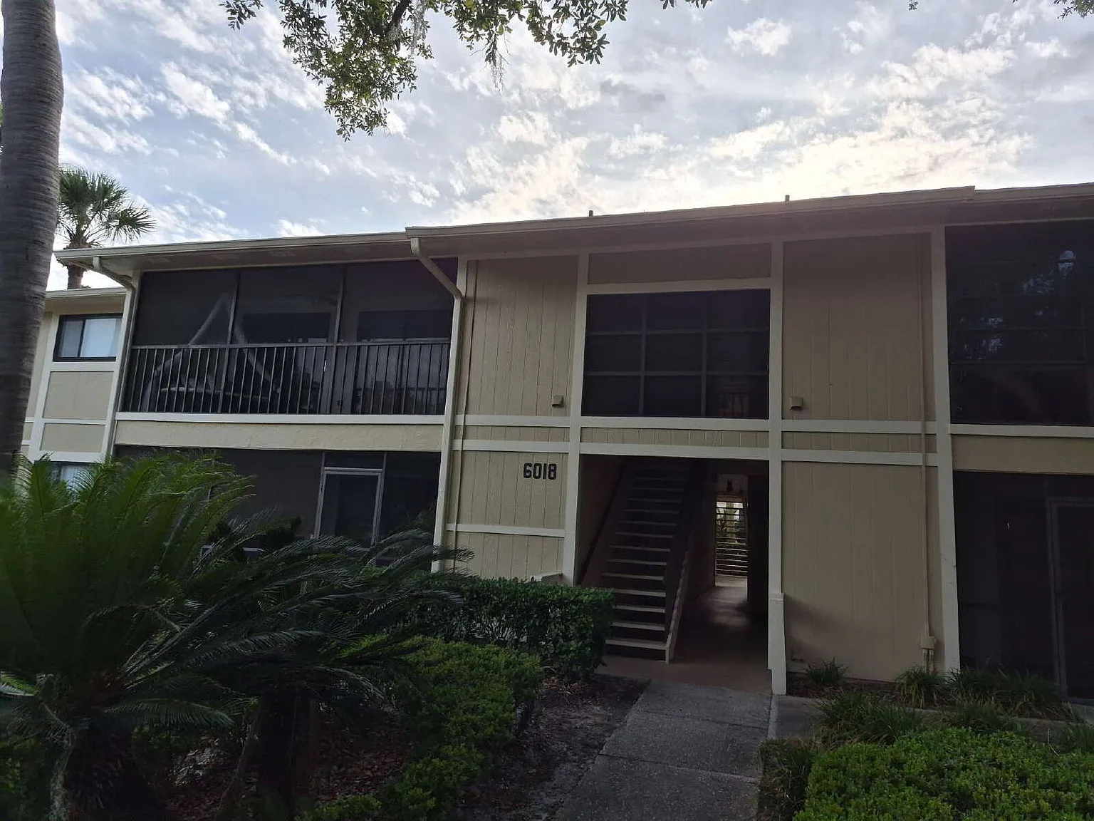 2 bed, 1.0 bath, 876 sqft, $1,450 — Photo 3
