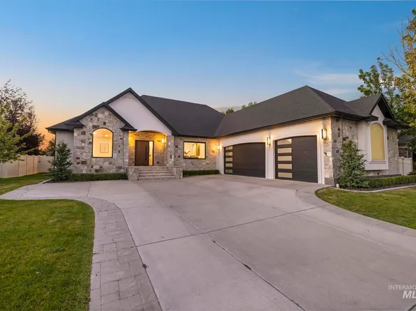 685 Canyon Park Ave, Twin Falls, ID 83301