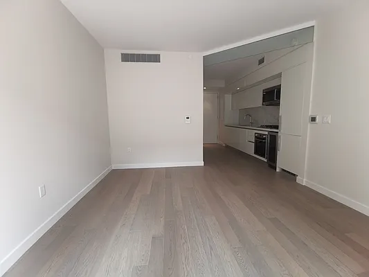 Rented by Villa Spaces Inc. | media 14