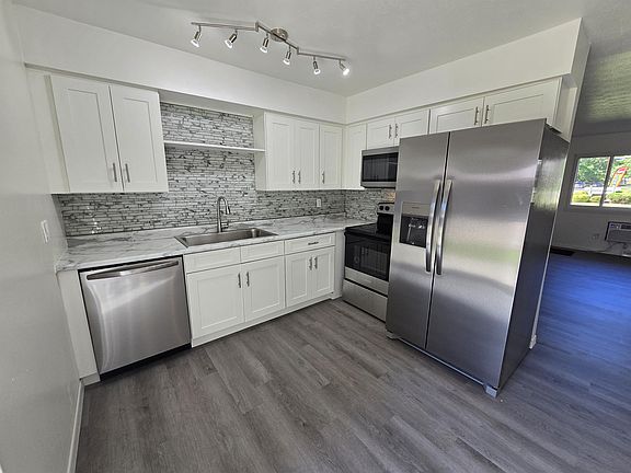 2nd image of 4705 Fishcreek Rd #2