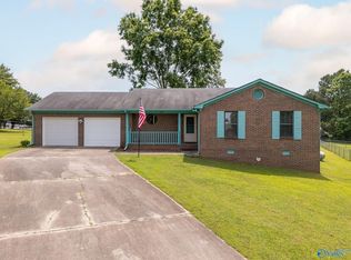 104 Alice Janes Cir, Huntsville, AL 35811