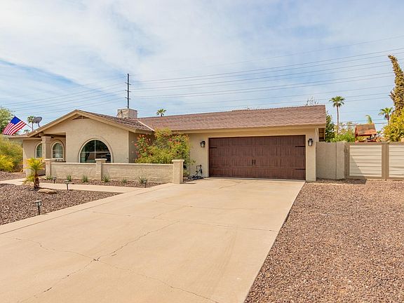 2nd image of 15610 N 56th Pl