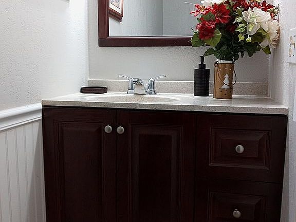 Powder room