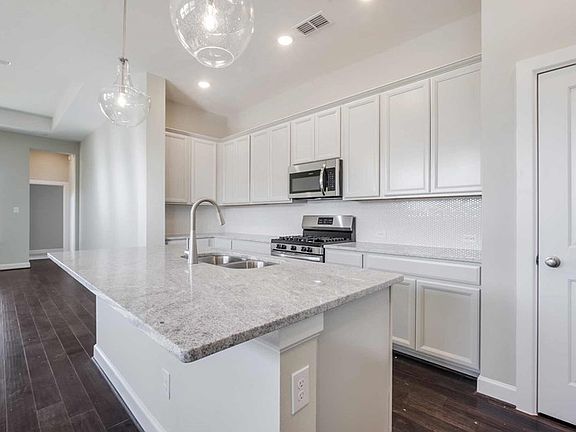 The Westlake - Kitchen