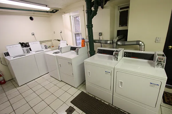 Rented by Compass | media 7