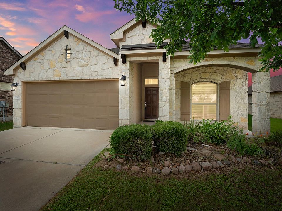 1st image of 305 Longhorn Cavern Rd