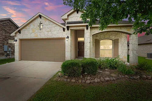 305 Longhorn Cavern Rd Photo 1