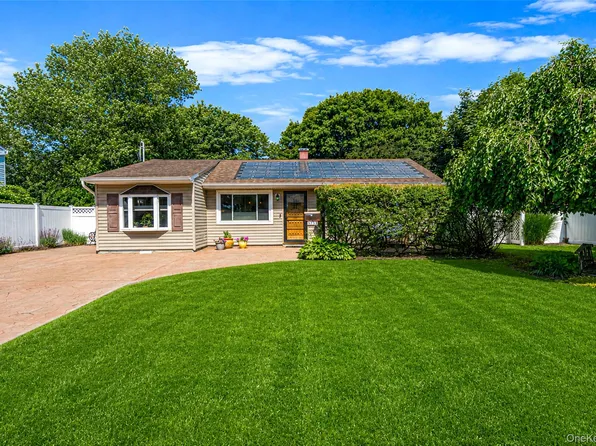 1053 Ocean Avenue, Bay Shore, NY 11706