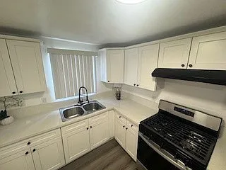 9404 S Figueroa St #4 — Photo 5