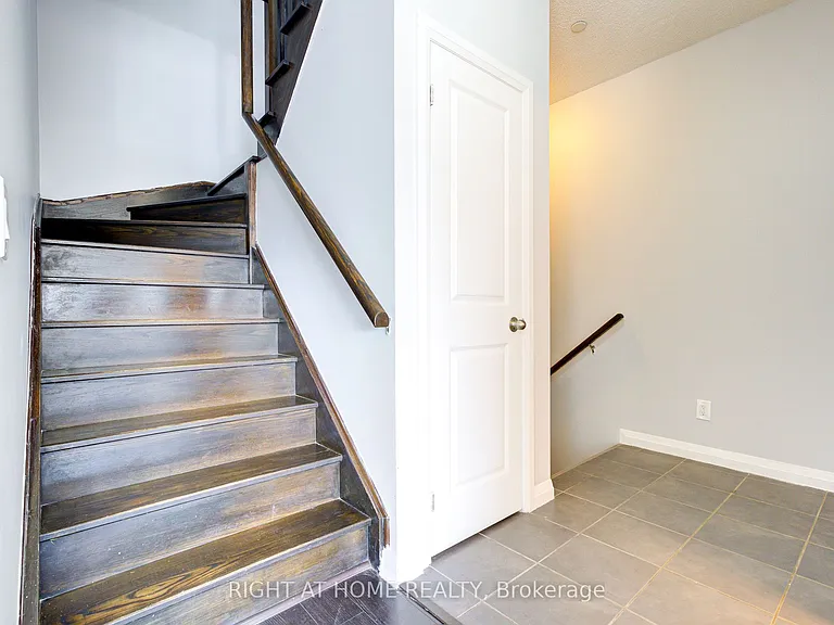 55 Eglinton Ave W #101 — Photo 13