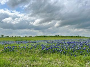 241 Alsdorf Rd, Ennis, TX 75119