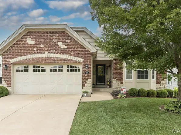 48 Burgundy Place Dr, Dardenne Prairie, MO 63368