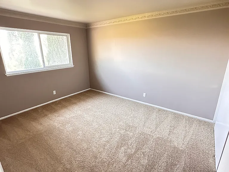 19331 Green Mountain Dr — Photo 10