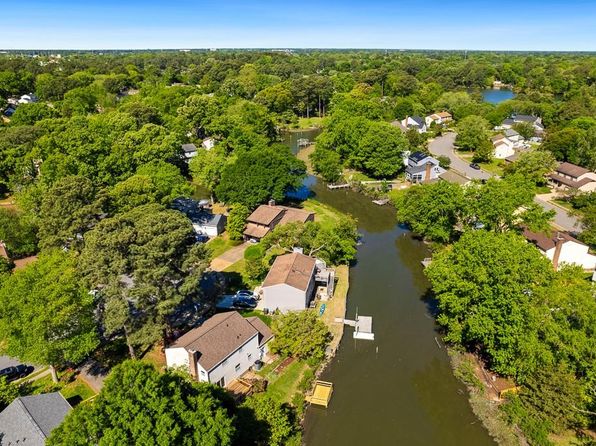 312 Riversedge Dr, Hampton, VA 23669