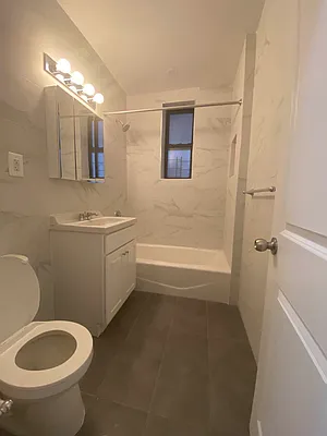 Rented by Queens Apartments Realty LLC | media 5