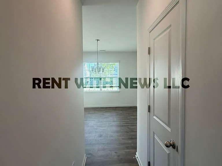 110 Prairie St — Photo 11