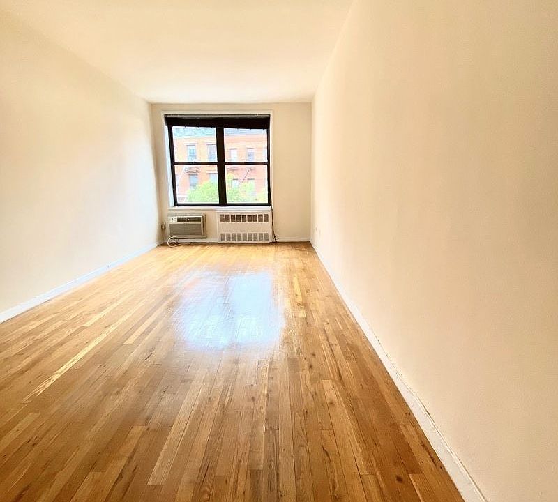 1st image of 165 Christopher St #4KK