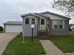 75 Chicadee Ct, Sandwich, IL 60548