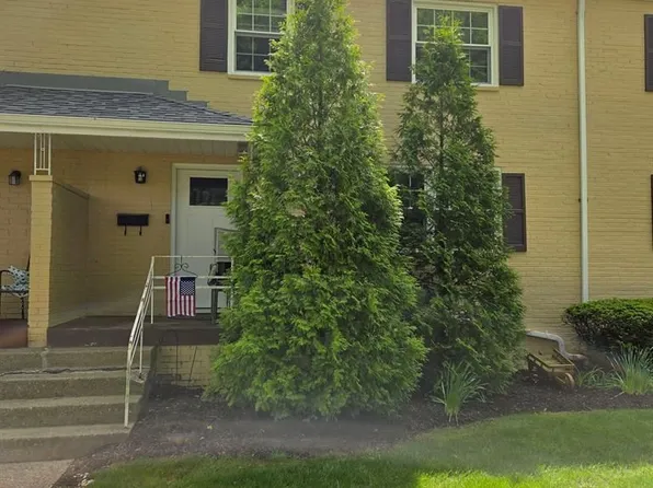 102 Raleigh Ct, Pittsburgh, PA 15237
