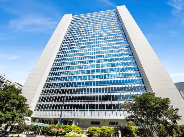 500 W Superior St Unit 1207, Chicago, IL 60654