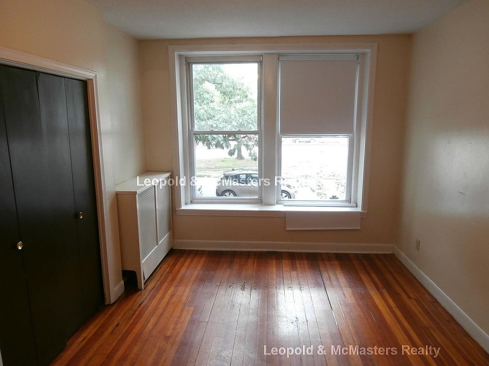 2nd image of 1130 Commonwealth Ave APT 1N