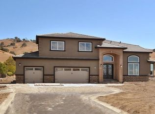 16437 Trail Dr, Morgan Hill, CA