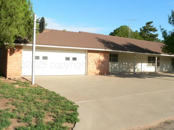 111 Apache St, Hereford, TX 79045