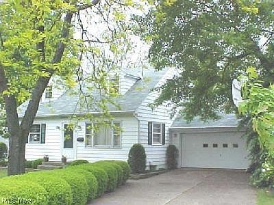 1st image of 880 Mill St