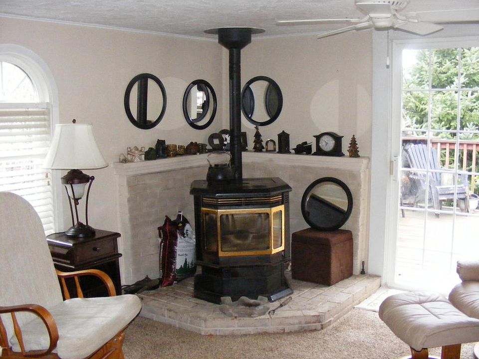 1st image of 3537 SE Dogwood St