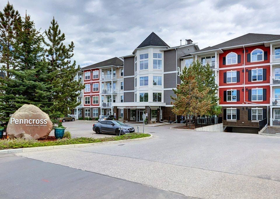 1st image of 1 Crystal Green Ln #123