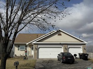 5921 NW 12th St, Lincoln, NE 68521