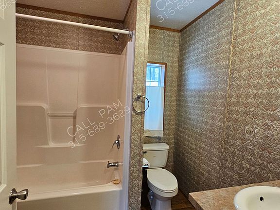 5th image of 3 Spruce Ln
