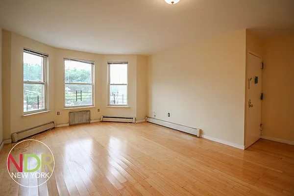 Rented by Next Door Realty NYC | media 13
