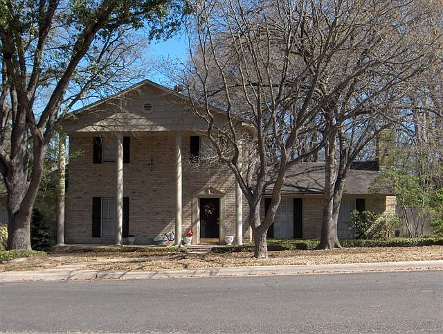 1st image of 3214 Cottonwood Ln