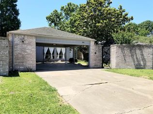3622 Vineyard Dr, Houston, TX 77082