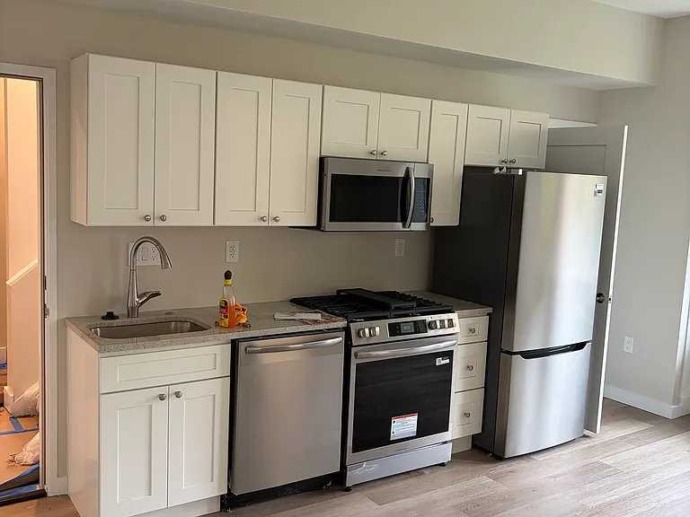 447 S Aiken Ave #4 — Photo 17