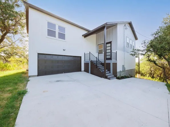 18716 W Lakeview Dr, Leander, TX 78645