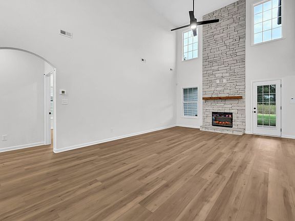 4th image of 1297 Mourning Cloak Dr