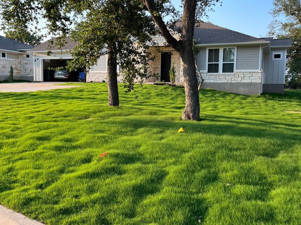 108 Charming Redbud Ln