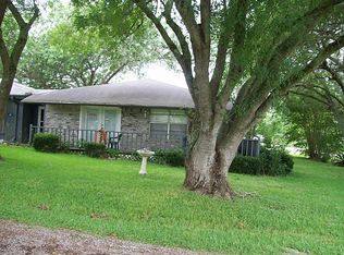 10 Hillcrest St, Pointblank, TX 77364