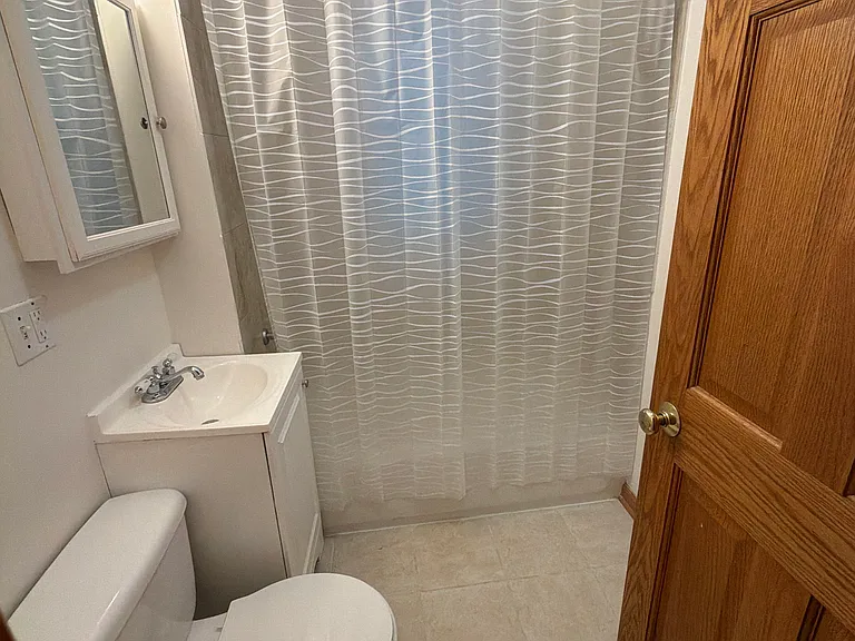 2827 N Springfield Ave #1 — Photo 5