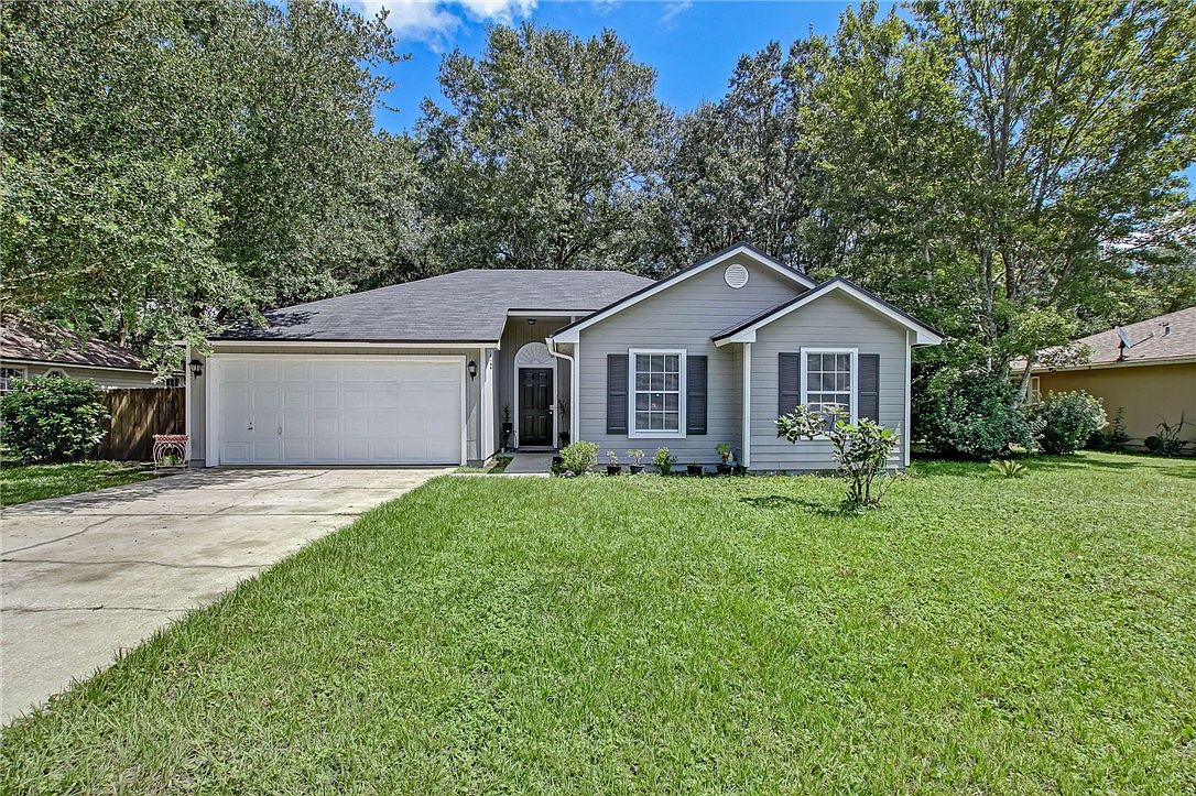 85180 Saint Thomas St, Yulee, FL 32097 | Zillow