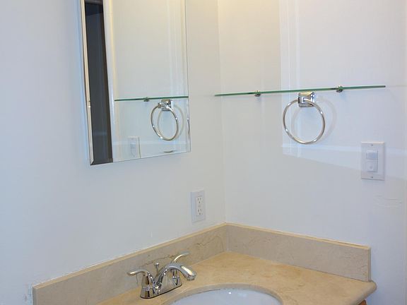 Bath Room 2 Vanity 