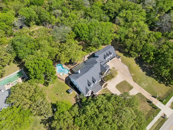1505 N Carroll Ave, Southlake, TX 76092