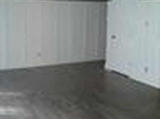 122 Burke Ave APT 26, Holland, MI 49424